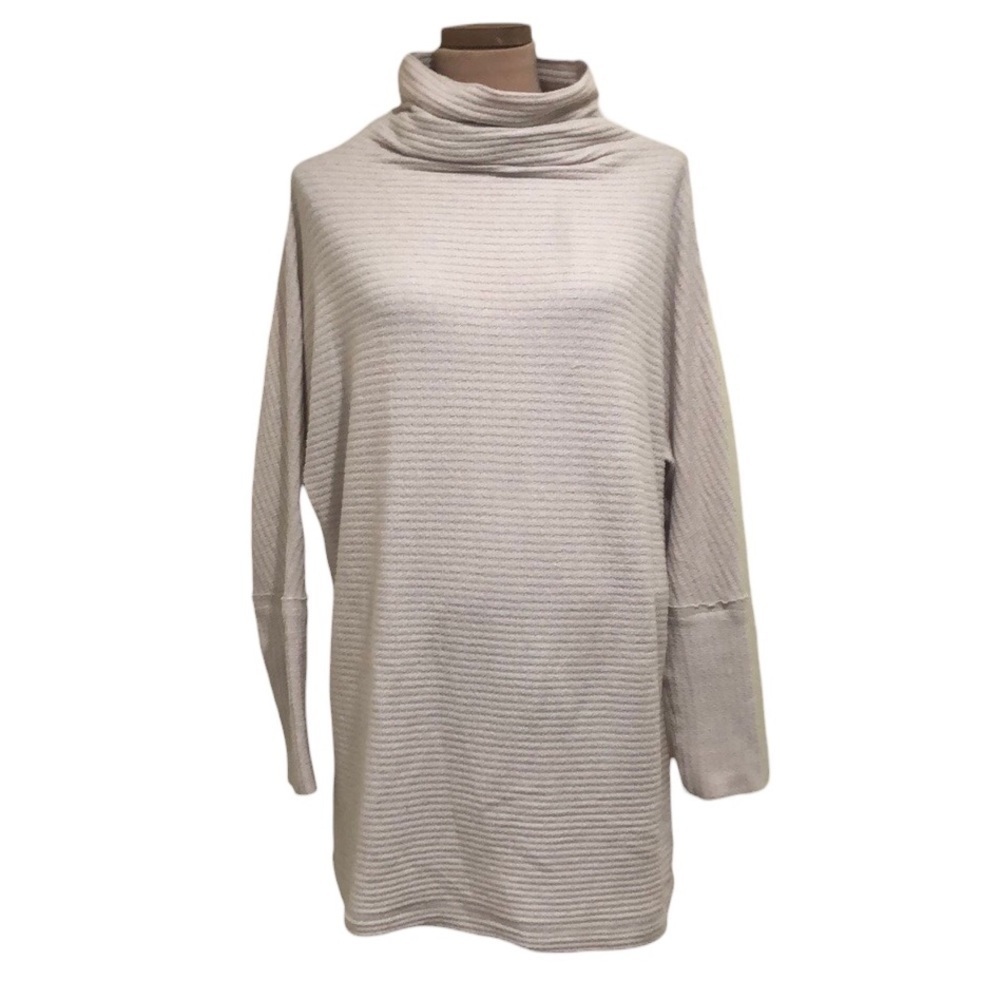 Women's Cream Turtleneck Ribbed Sweater Tunic